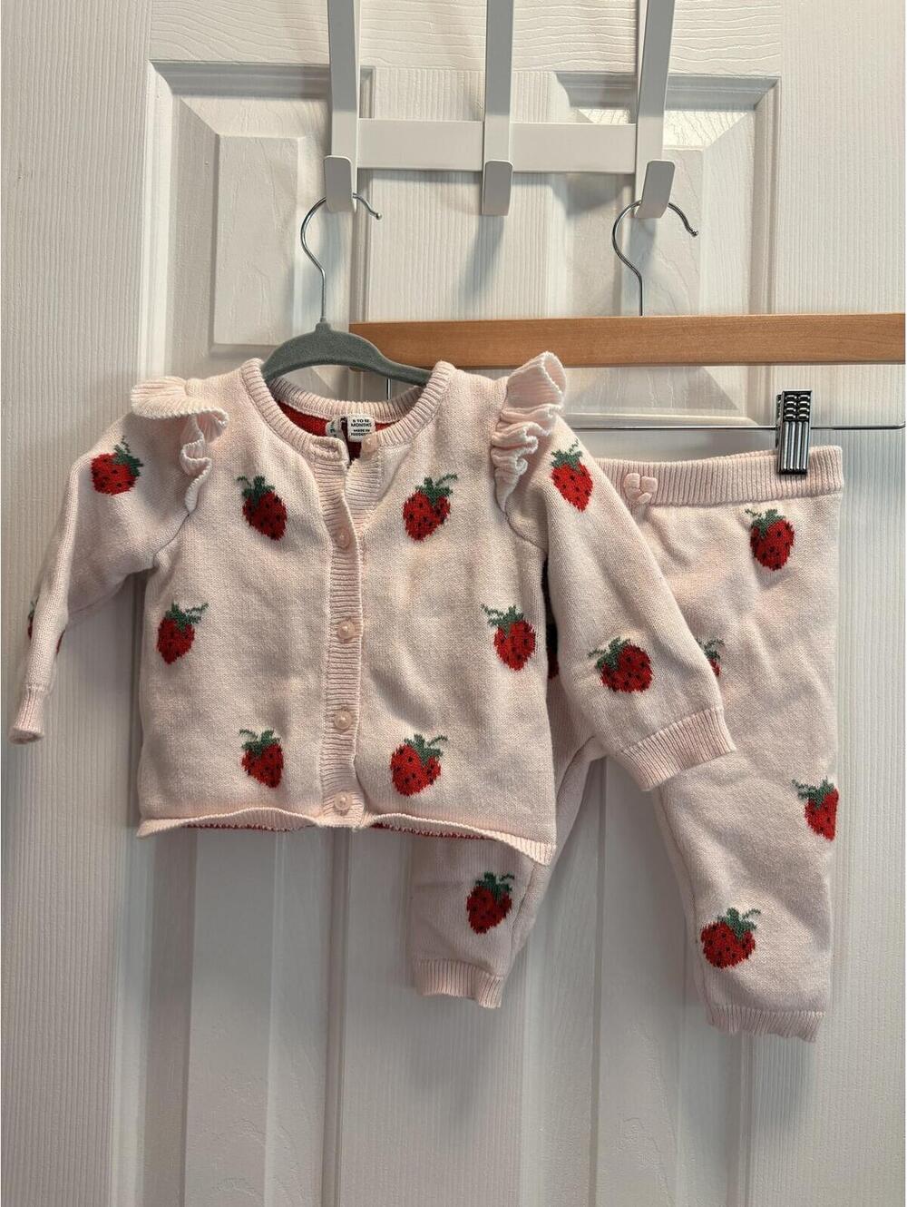 Janie and Jack Pink Strawberry Cardigan Bloomer 2-Piece Set Baby 6-12 Mo